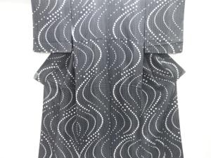 縞に水玉模様小紋着物